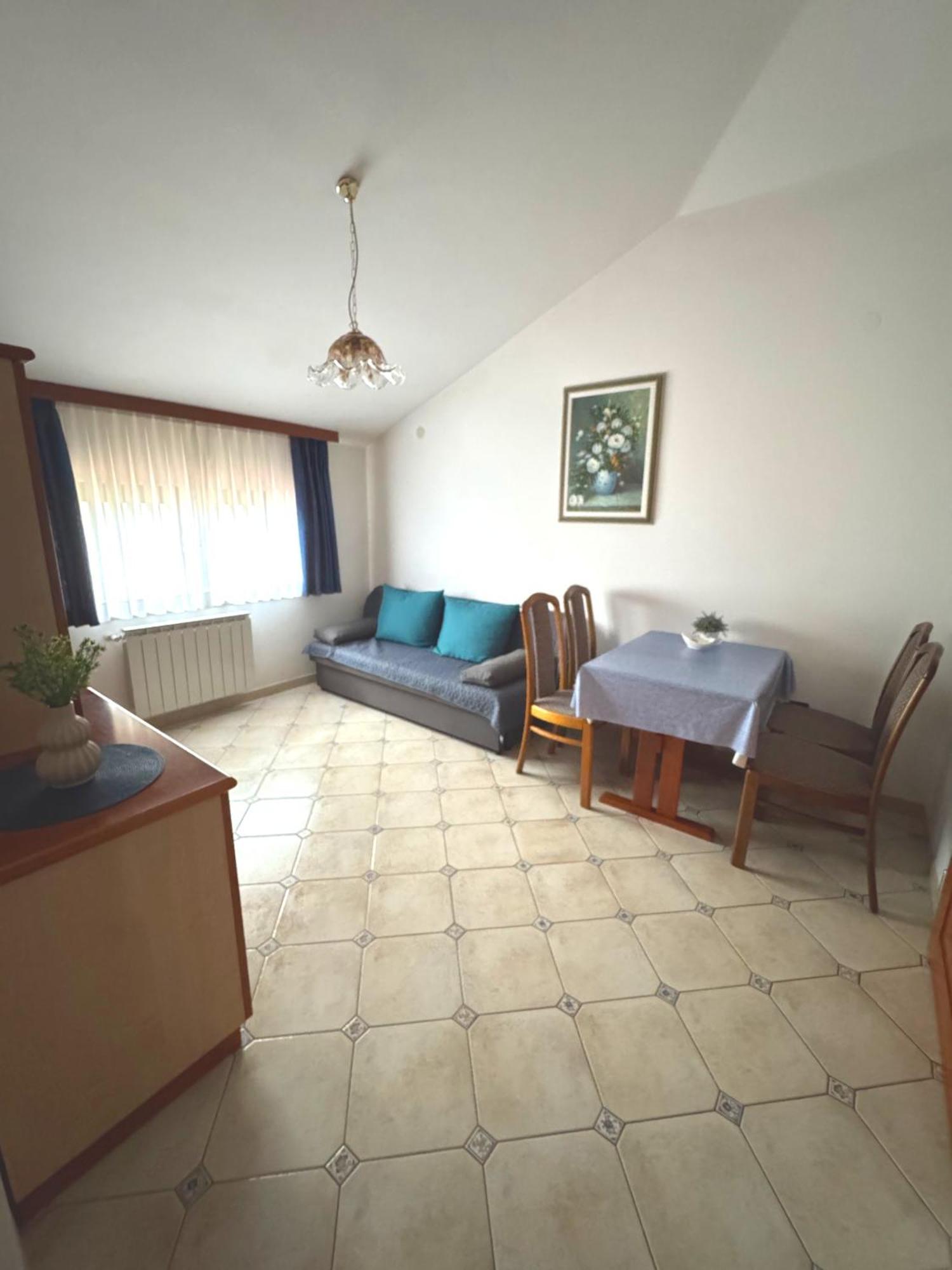 Apartments Villa Mirjam Porec Exterior photo
