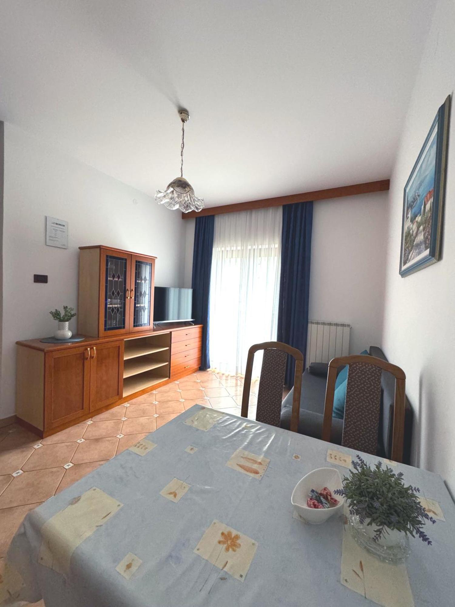 Apartments Villa Mirjam Porec Exterior photo